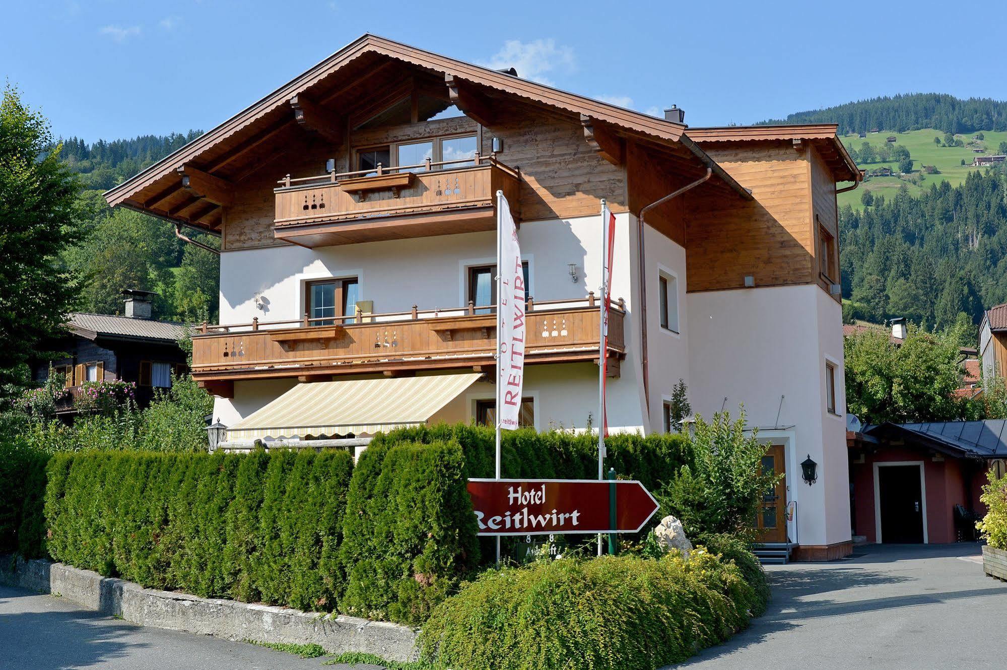 Hotel Reitlwirt Brixen im Thale Exterior photo
